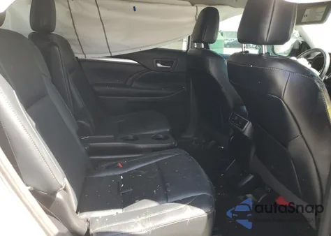 2018 Toyota Highlander Se from USA, damaged, VIN 5TDKZRFH2JS271947